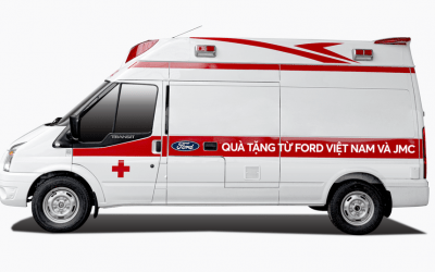 Ford Việt Nam tặng xe cứu thương cho BV Nhiệt đới Trung ương